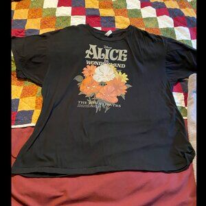 Women's Alice in Wonderland Shirt Size XXL